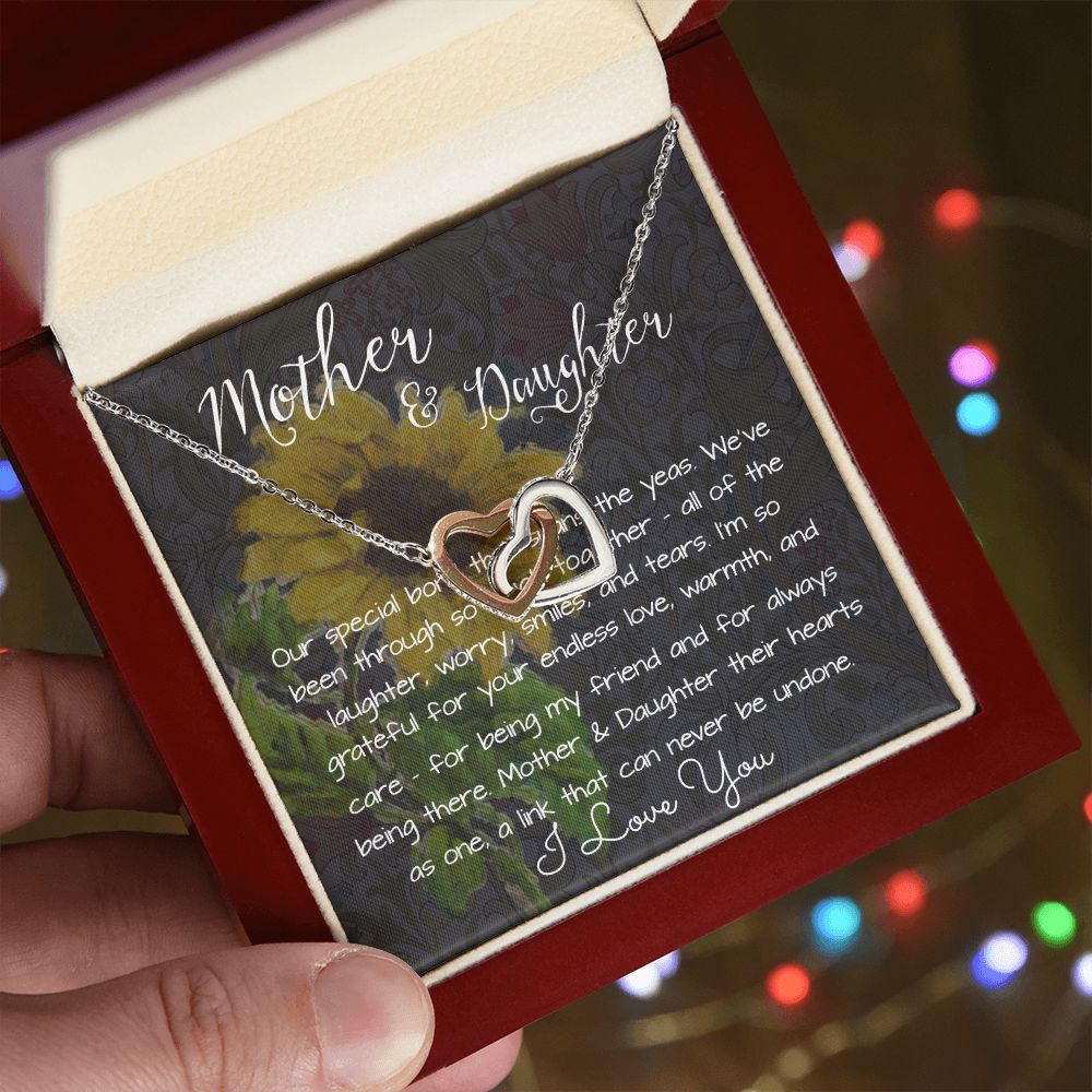 Mom Necklace Gift, Mothers's Day Necklace - Special Bond Mother's Day Interlocking Hearts Necklace