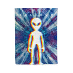 Scotstee Shop - Scotstee Shop Blanket Believe With Me - Funny Alien Groovy Tie Dye Blue Purple & Magenta Hippie Fleece Blanket