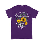 In A World Full Of Grandmas Be A Gigi Gifts Sunflower Name Shirt Army Mom Shirt Gigi Shirts - Scotstee Shop