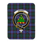 Scotstee Shop Tartan Plaid Blanket Grant Weathered Clan Crest Badge Scottish Tartan Plaid Sherpa Blanket